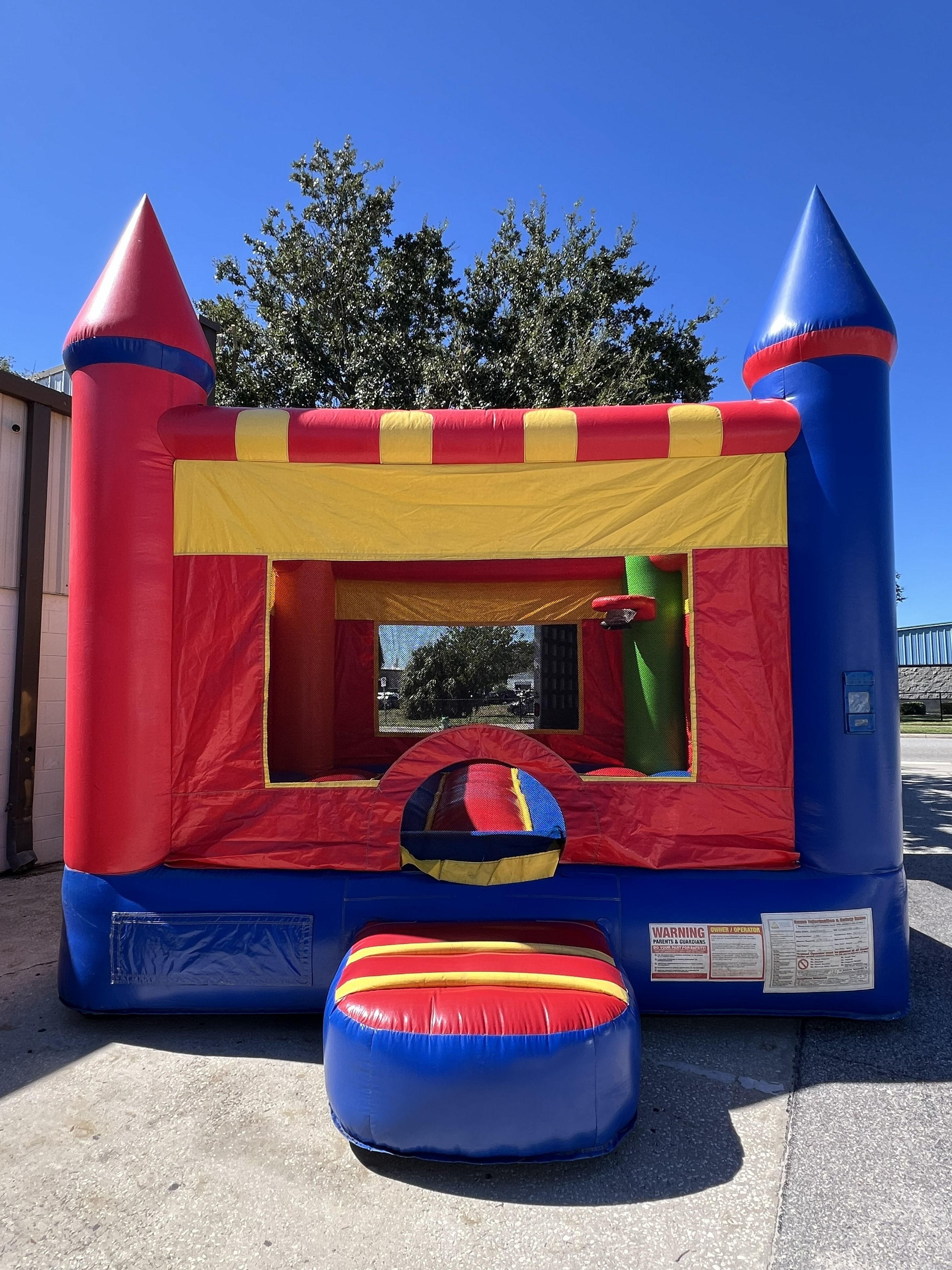 Multicolor castle bounce house